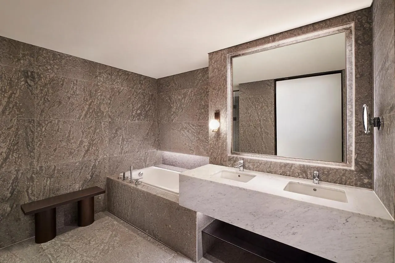 Naru Ambassador Hotel Seoul - Mgallery Collection 5*,